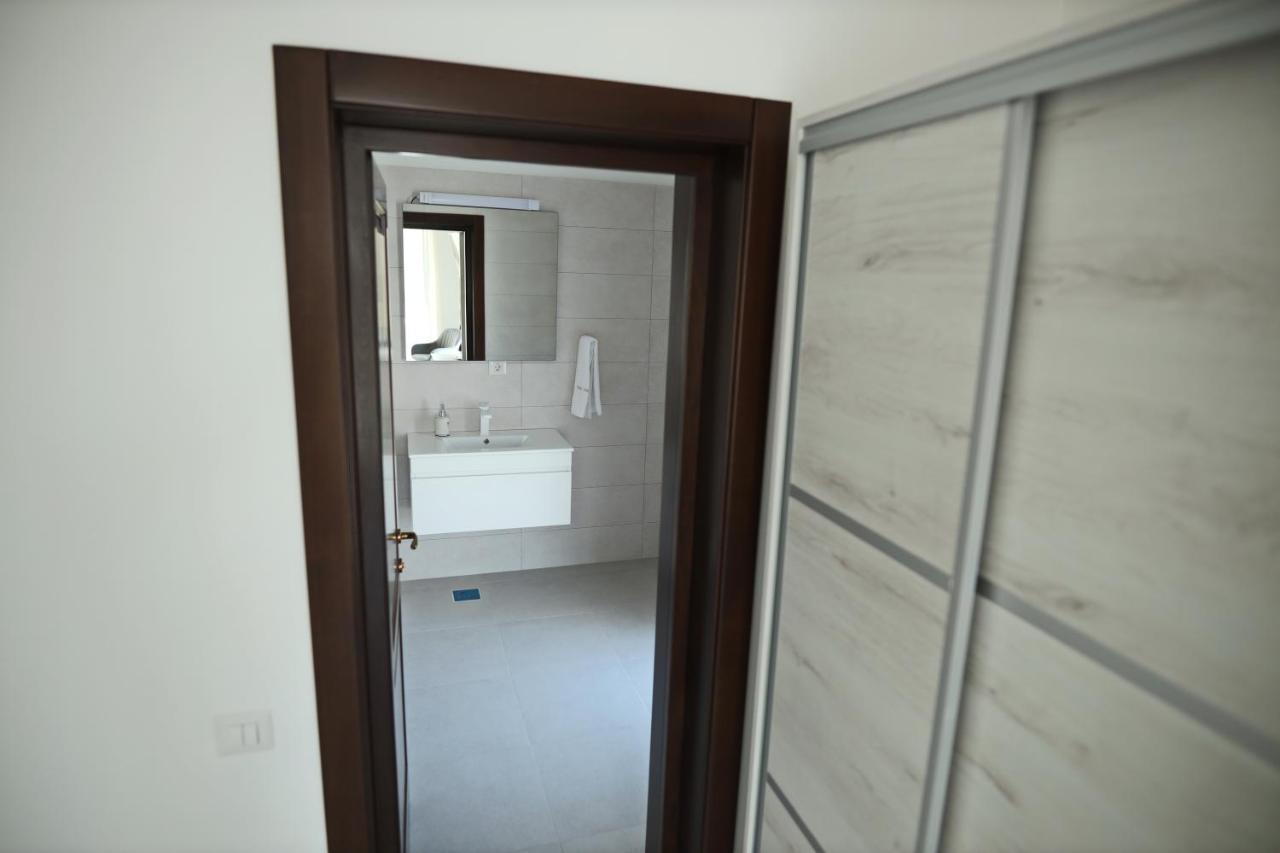 Casa Vys Piteşti Exterior foto