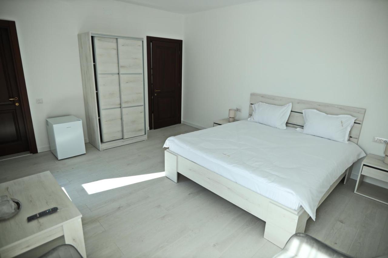 Casa Vys Piteşti Exterior foto