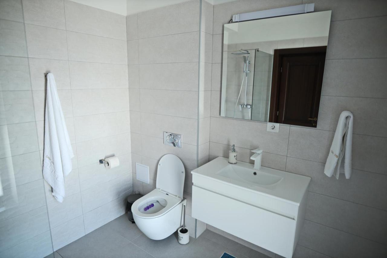 Casa Vys Piteşti Exterior foto