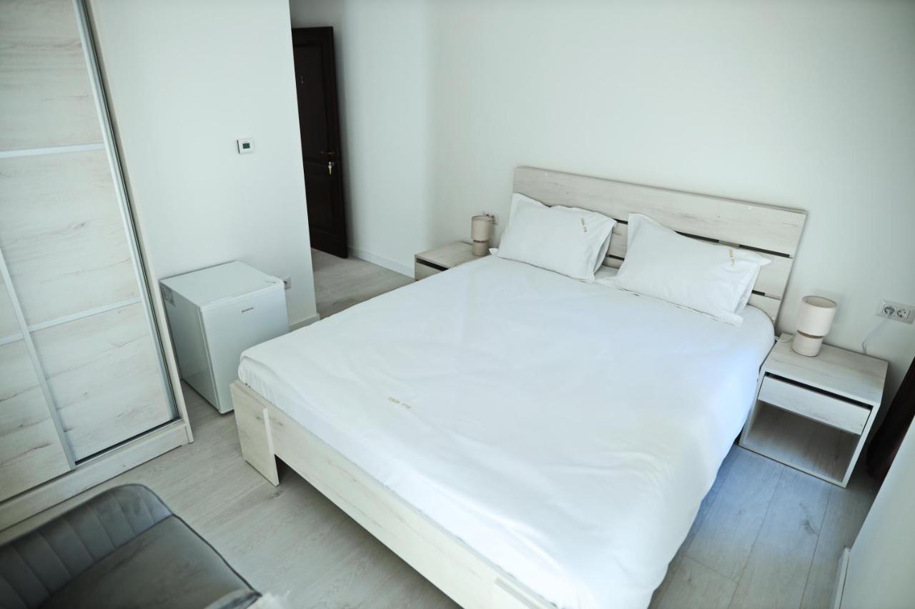 Casa Vys Piteşti Exterior foto