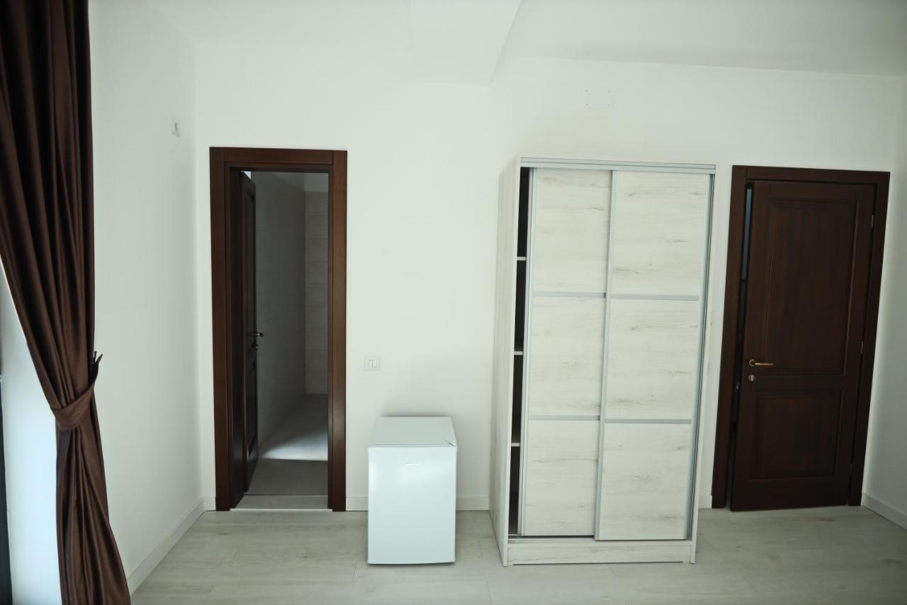 Casa Vys Piteşti Exterior foto