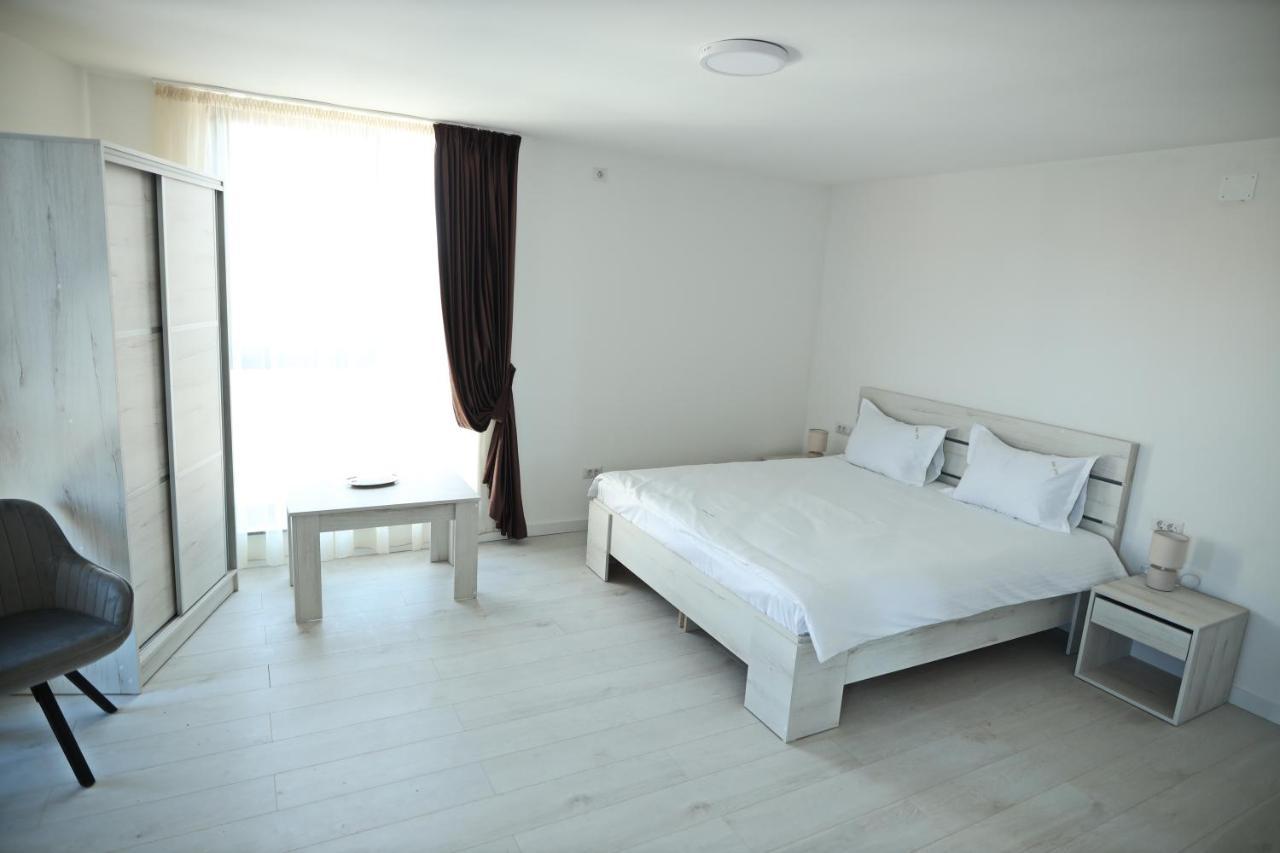 Casa Vys Piteşti Exterior foto